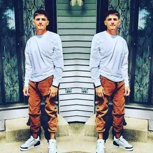 Meet your Posher, Mark